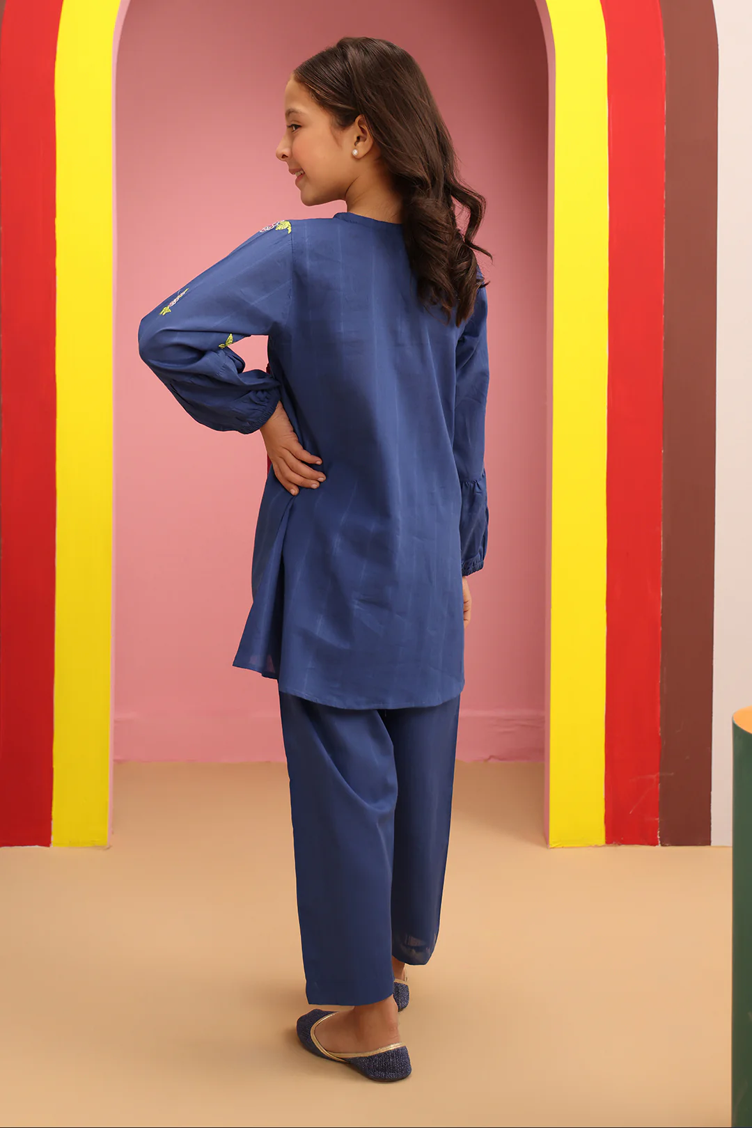 Embroidered Kurta Trouser - 2467 - Image 5