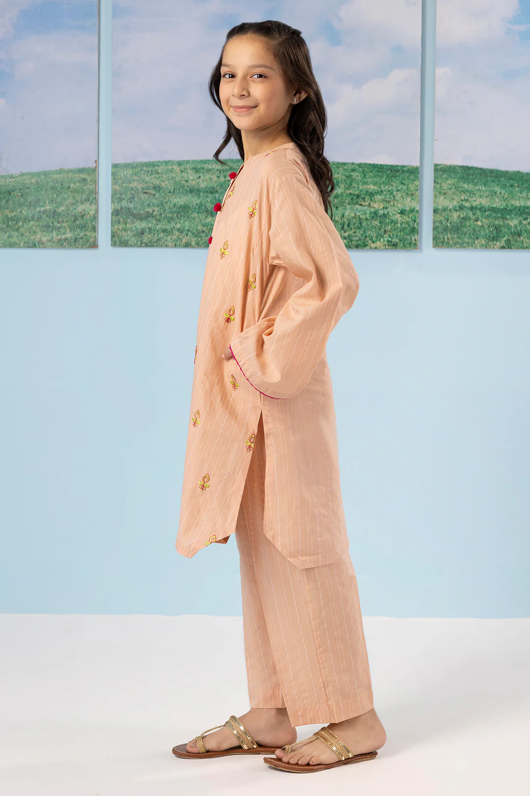 Embroidered Kurta Trouser - 2191 - Image 6
