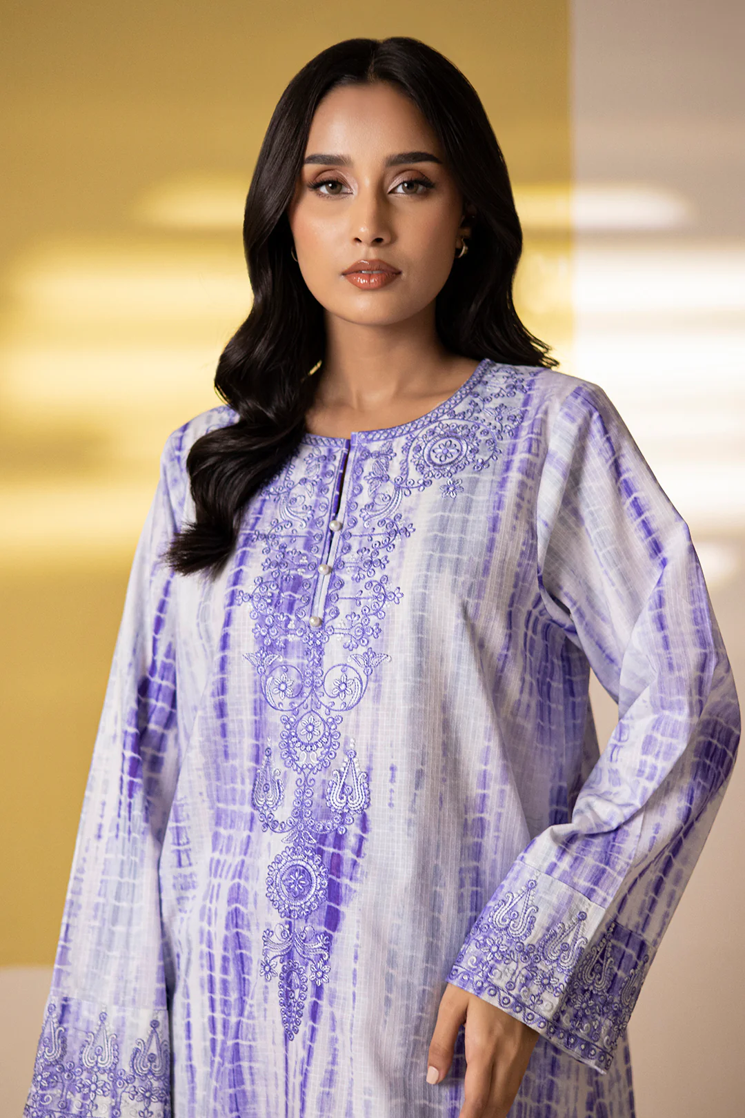 Embroidered Kurta Trouser - 3217 - Image 2