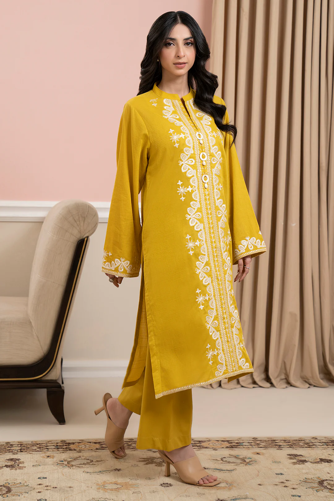Embroidered Kurta Trouser - 3317 - Image 4