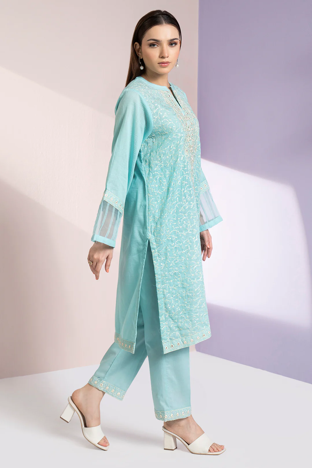 Embroidered Kurta Trouser - 3329 - Image 5
