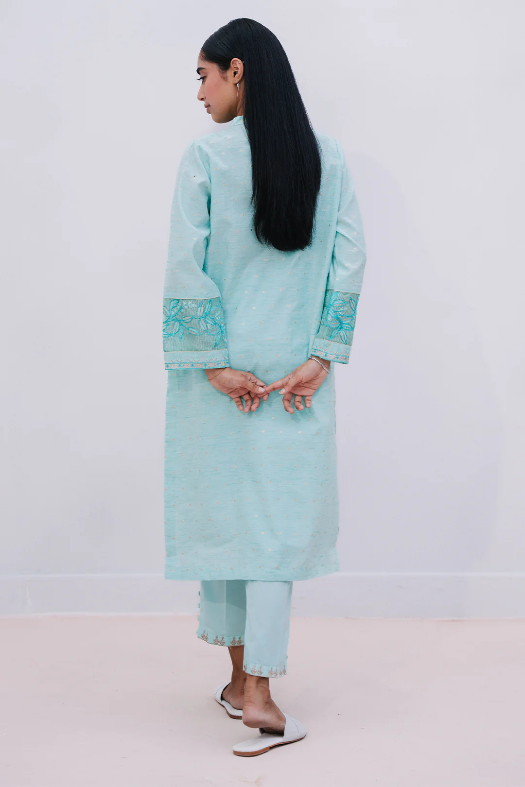 Embroidered Kurta Trouser - 1091 - Image 5
