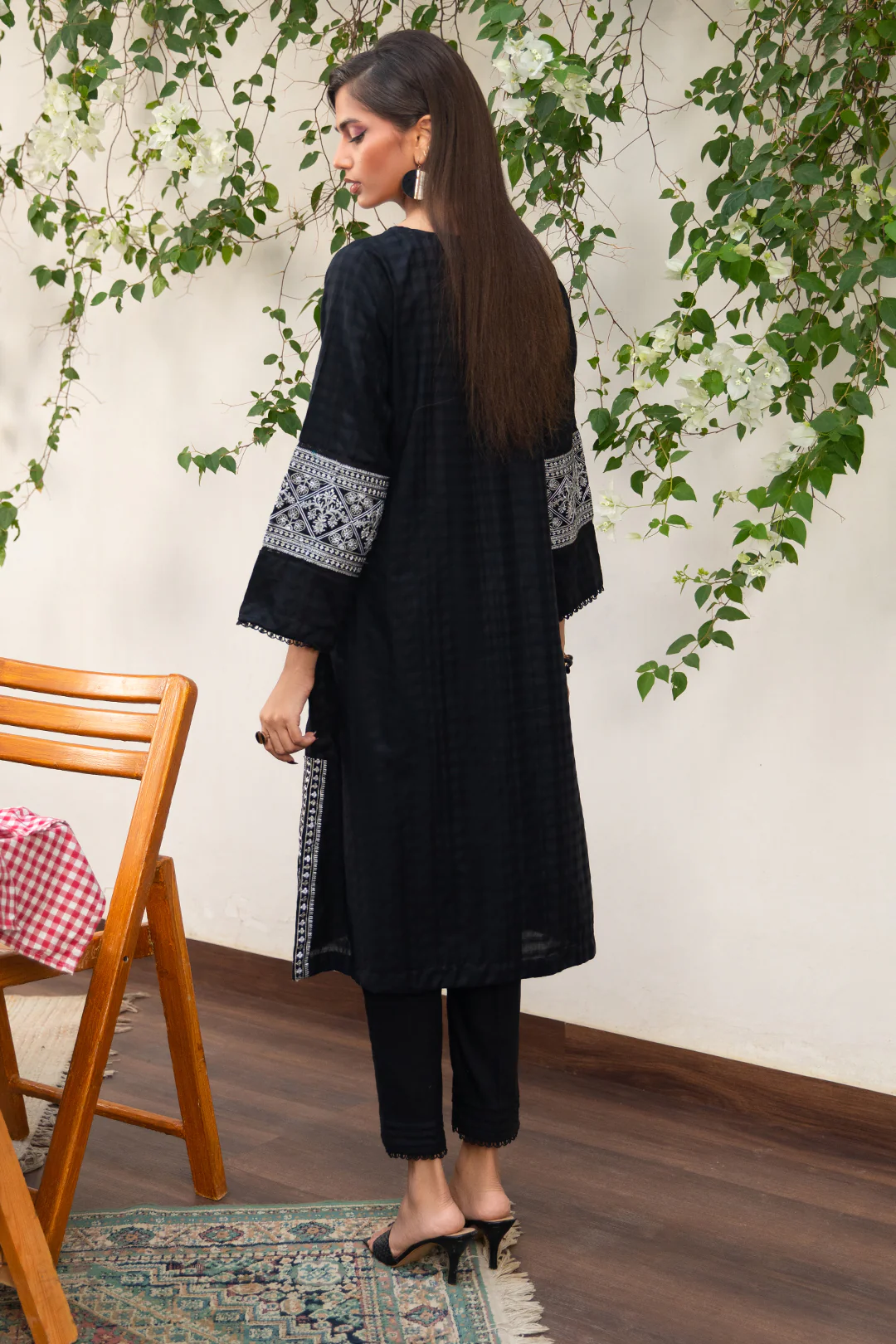Embroidered Kurta Trouser - 1239 - Image 6