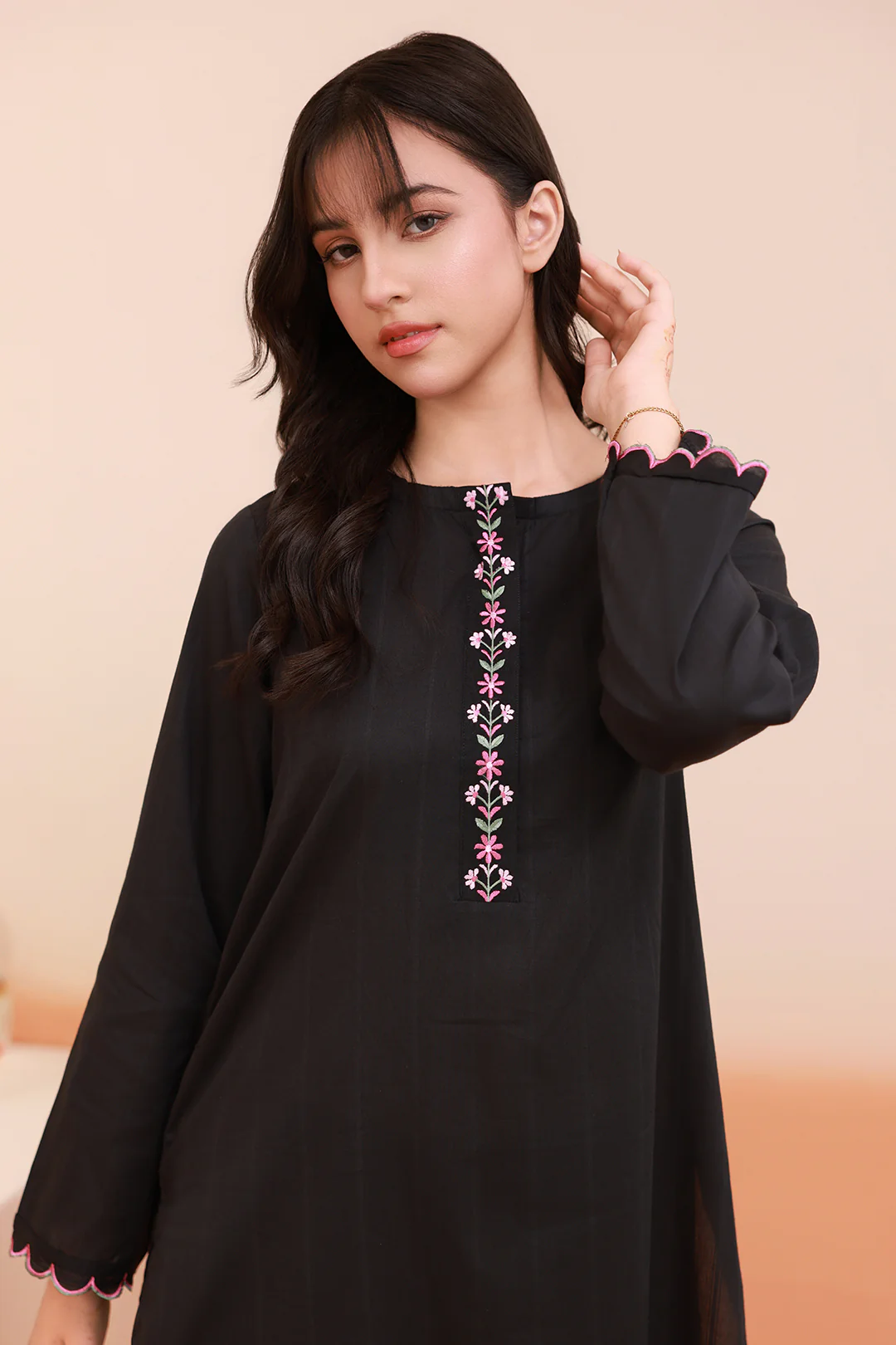 Embroidered Kurta Trouser - 1910 - Image 5