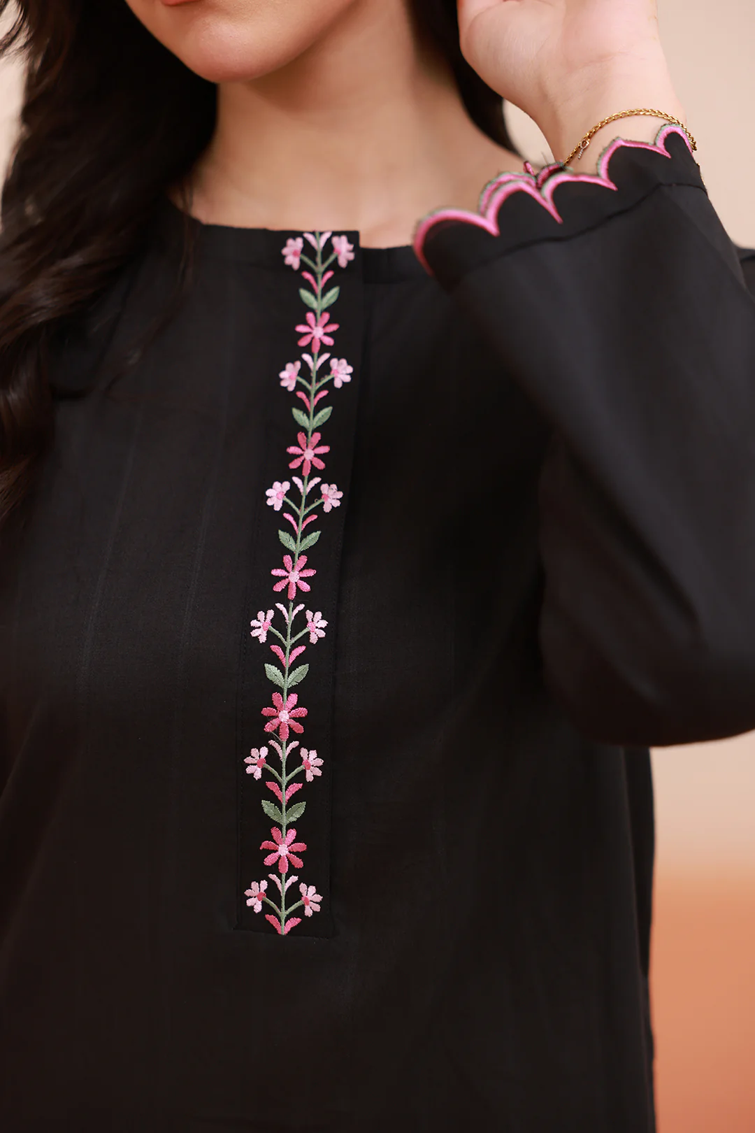 Embroidered Kurta Trouser - 1910 - Image 6