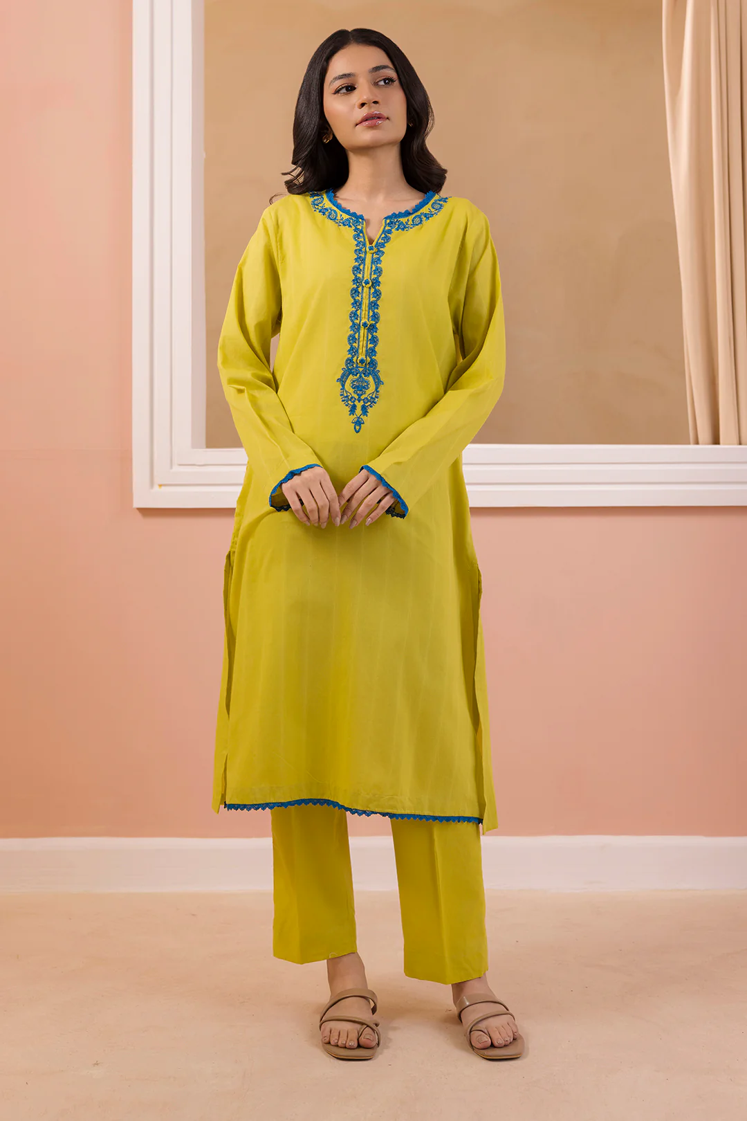 Embroidered Kurta Trouser - 1911 - Image 3