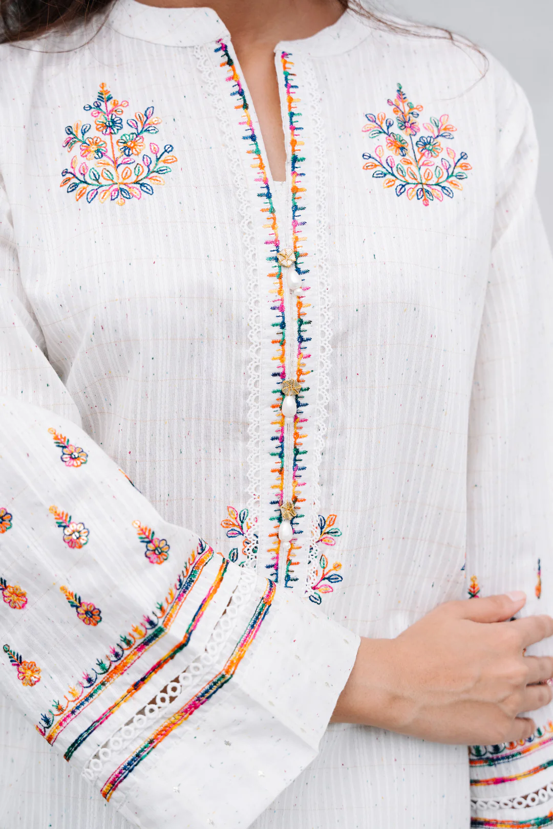 Embroidered Kurta Trouser - 1981 - Image 4