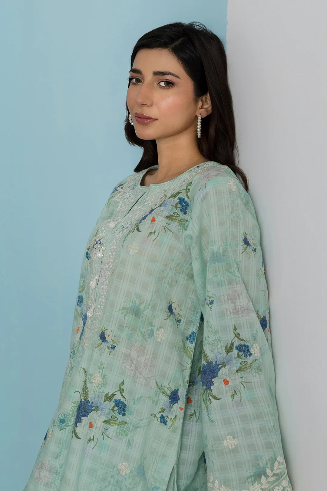 Embroidered Kurta Trouser - 2126 - Image 5