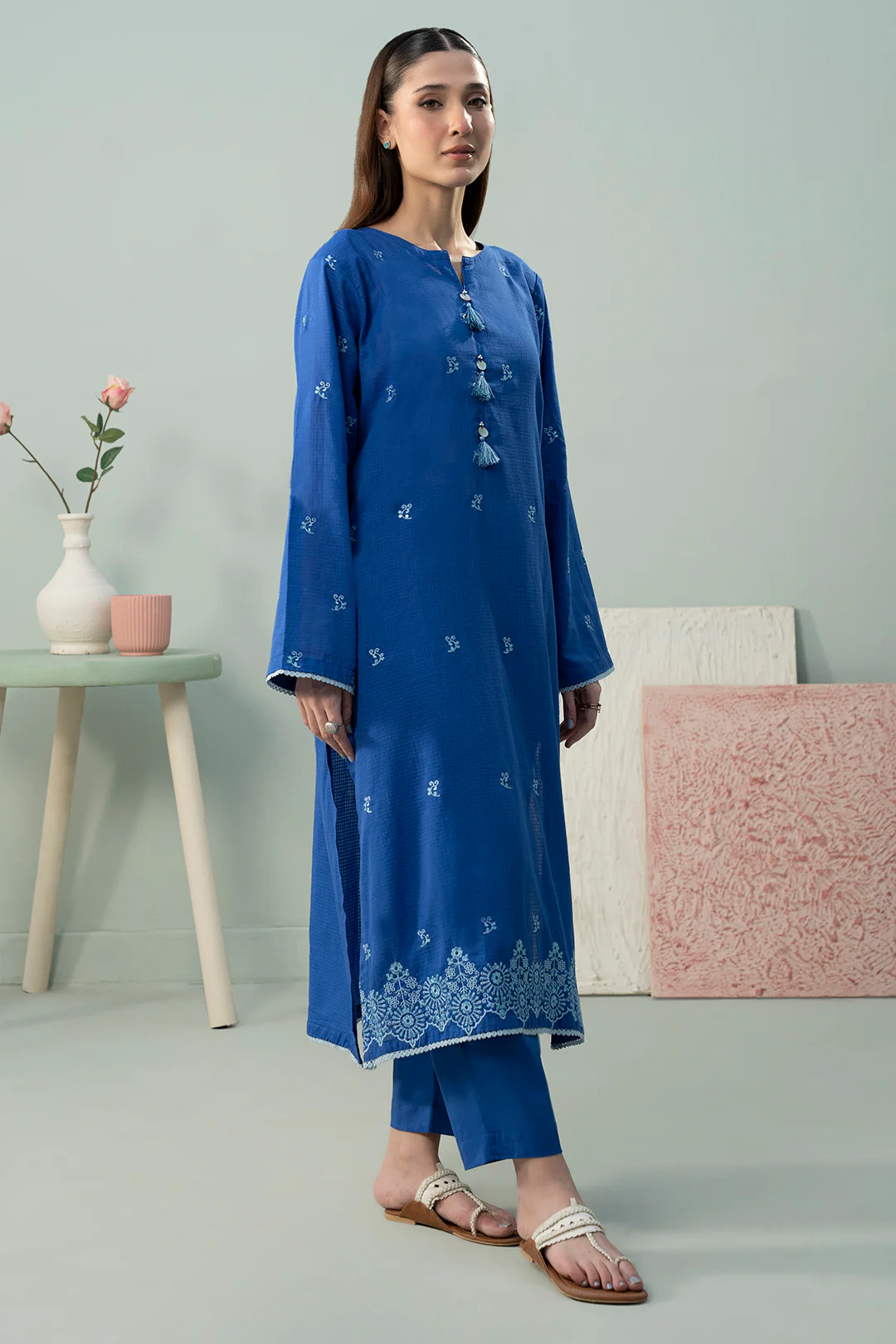 Embroidered Kurta Trouser - 1567 - Image 4