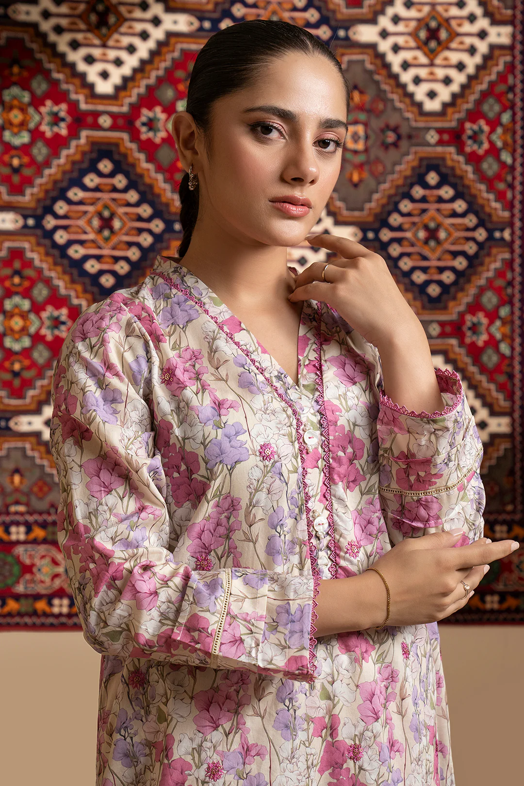 Embroidered Kurta Trouser - 1691 - Image 4