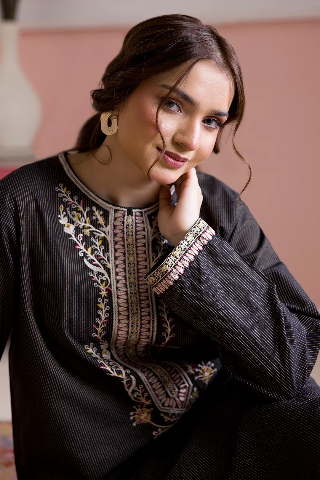 Embroidered Kurta Trouser - 1694 - Image 9
