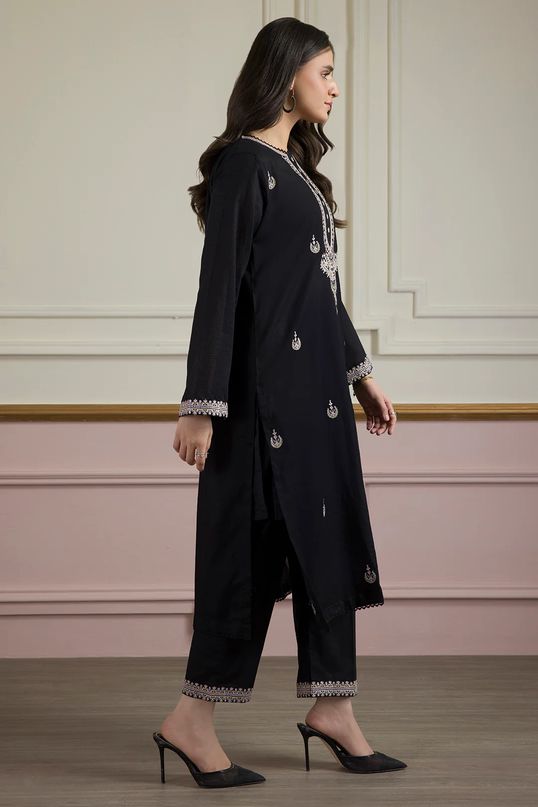 Embroidered Kurta Trouser - 1823 - Image 8