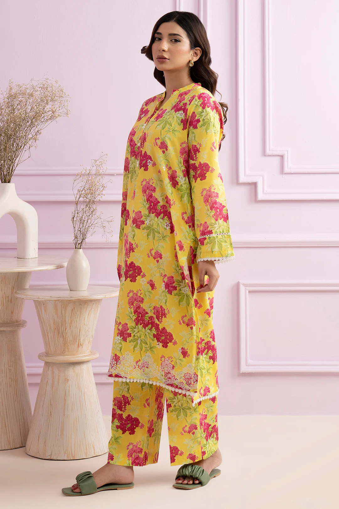 Embroidered Kurta Trouser - 1922 - Image 7
