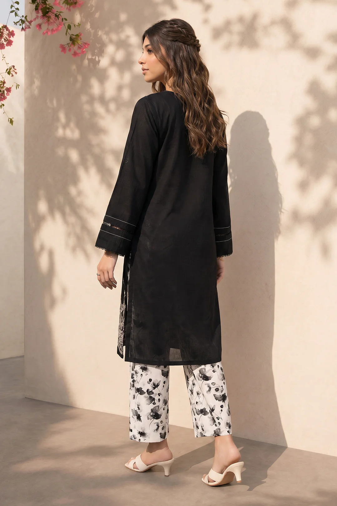 Embroidered Kurta Trouser - 2100 - Image 6
