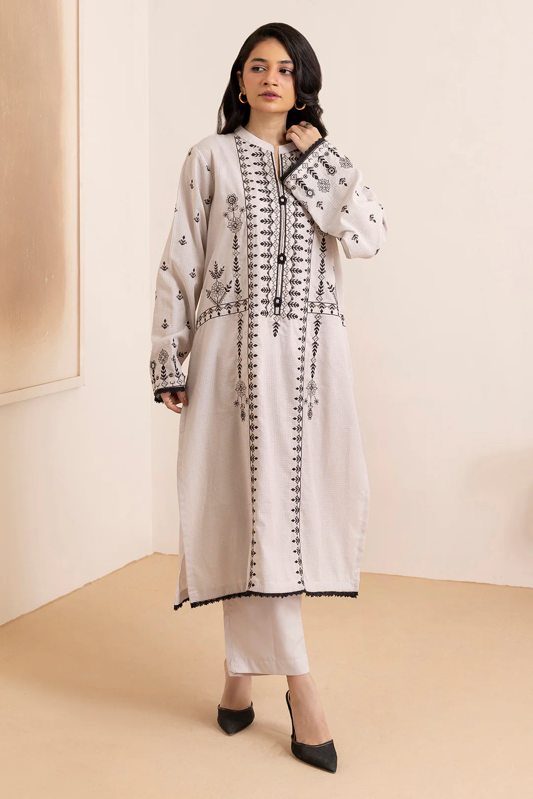 Embroidered Kurta Trouser - 2185 - Image 5