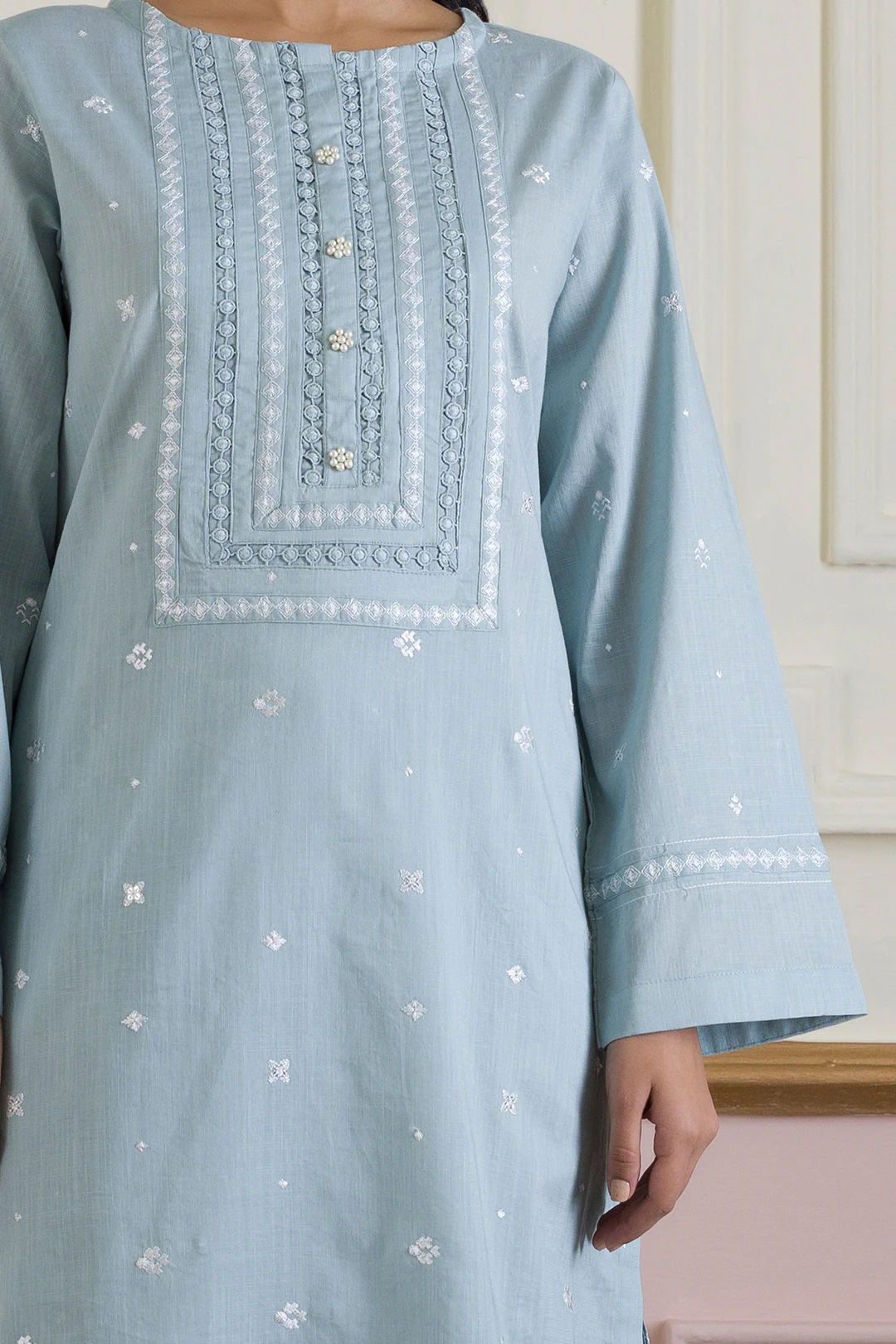 Embroidered Kurta Trouser - 2509 - Image 4