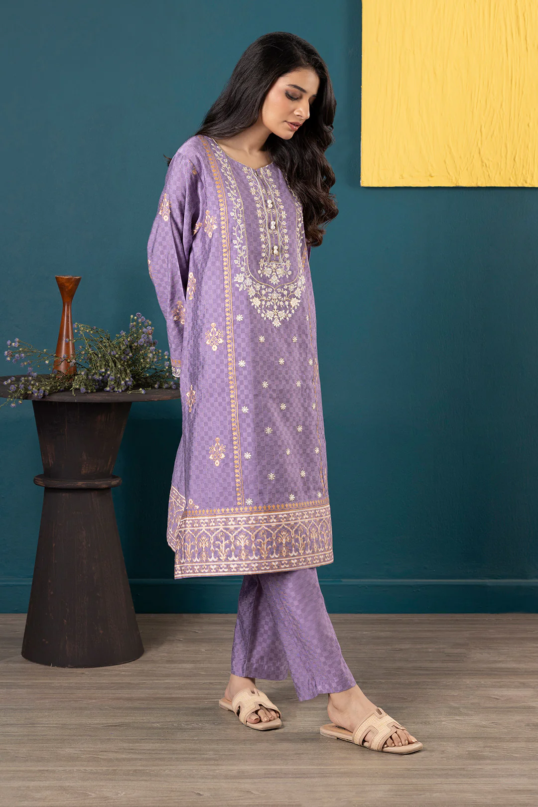 Embroidered Kurta Trouser - 2513 - Image 8