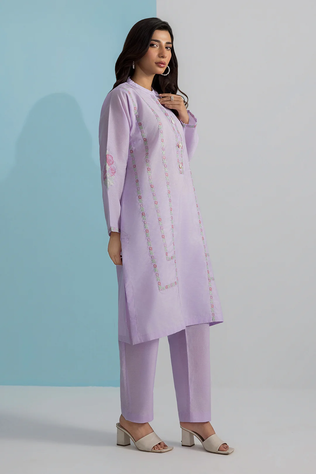 Embroidered Kurta Trouser - 2529 - Image 8