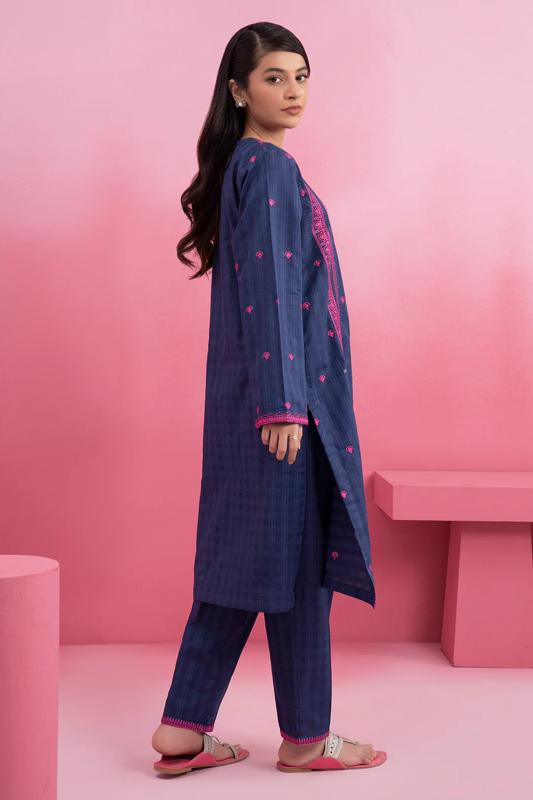 Embroidered Kurta Trouser - 2531 - Image 7