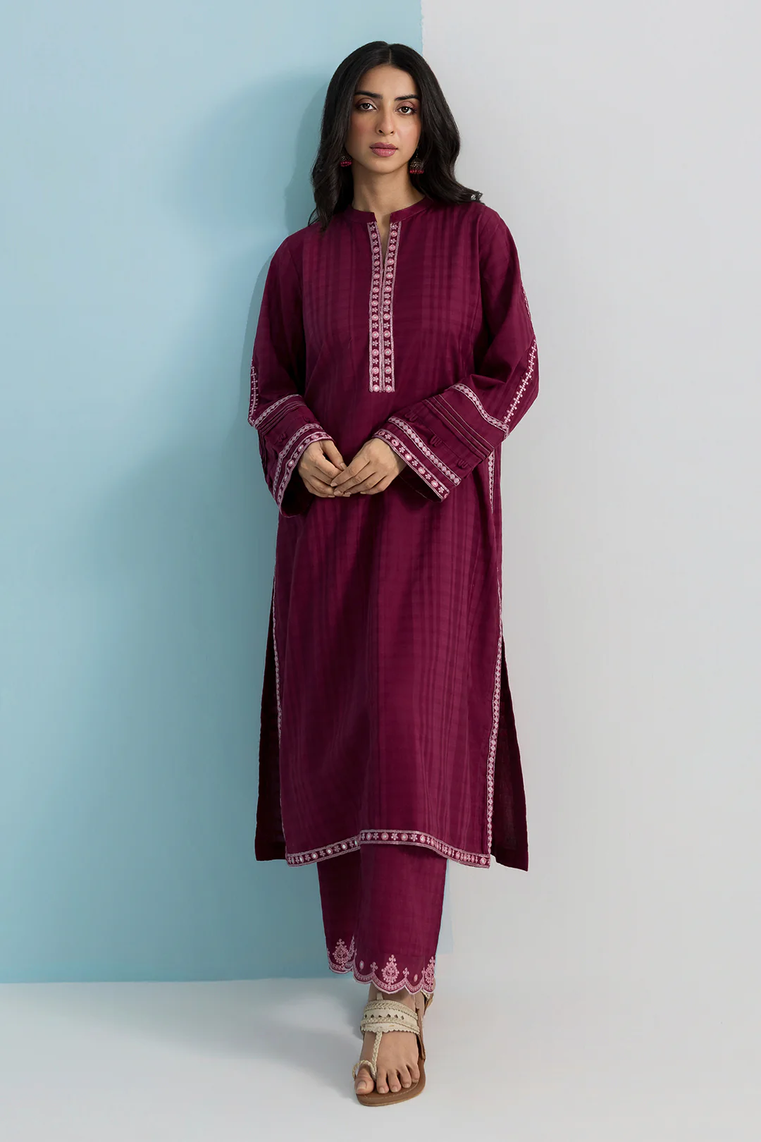 Embroidered Kurta Trouser - 2559 - Image 4