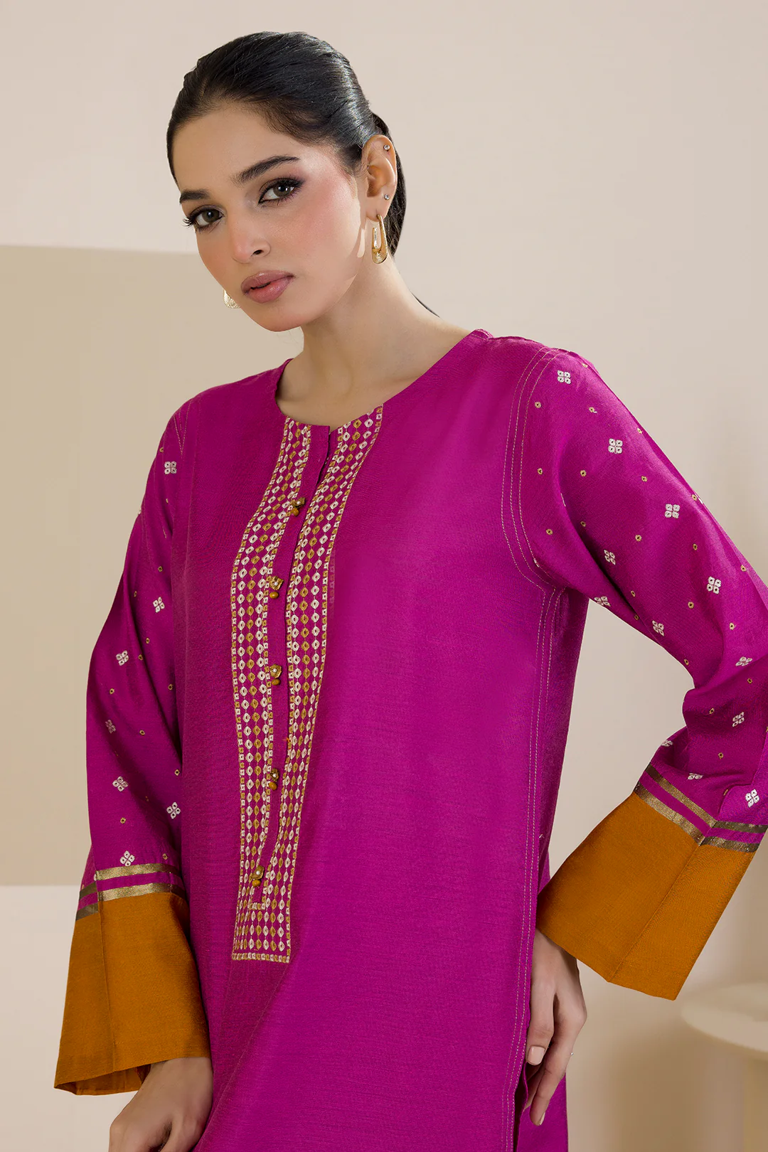 Embroidered Kurta Trouser - 2561 - Image 4