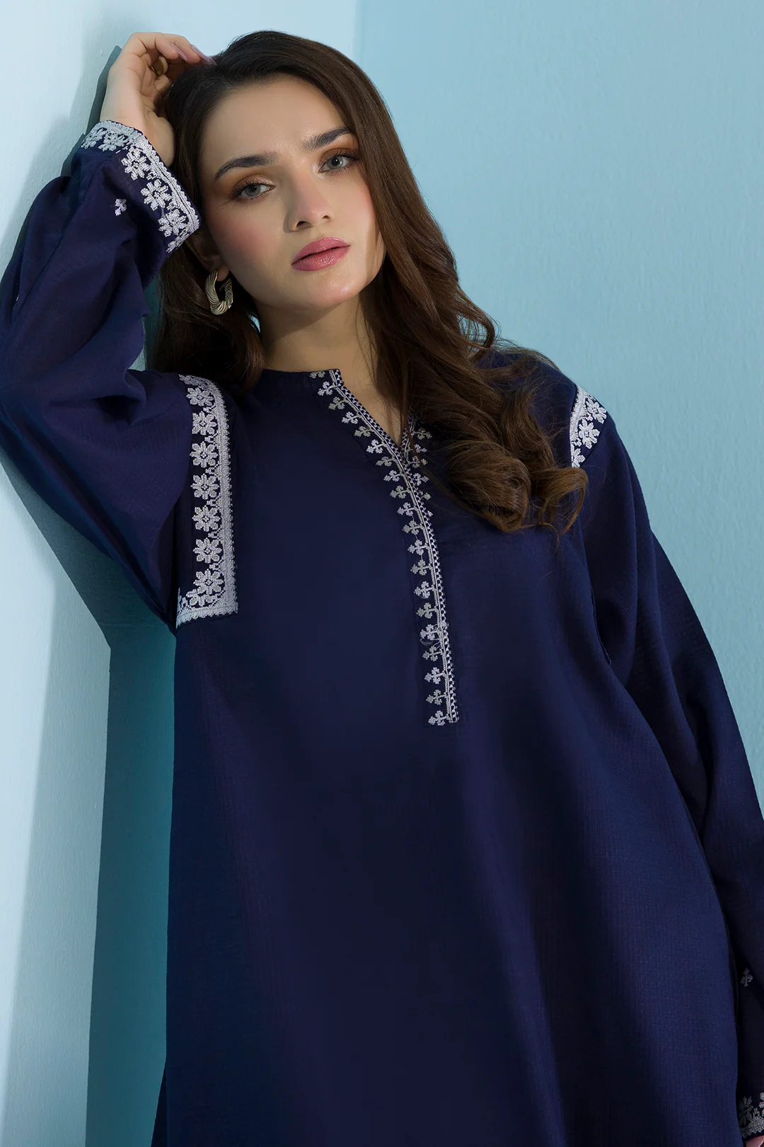 Embroidered Kurta Trouser - 2562 - Image 2