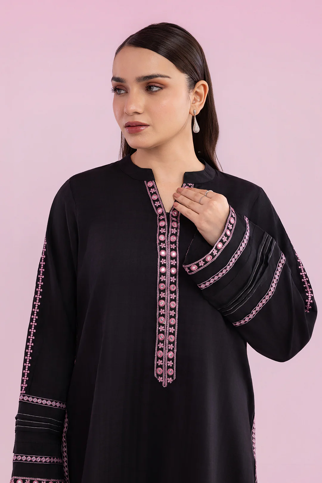 Embroidered Kurta Trouser - 2563 - Image 7