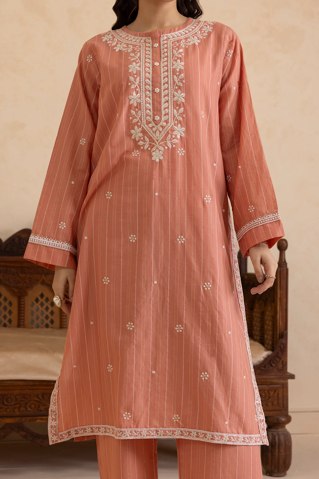 Embroidered Kurta Trouser - 2568 - Image 8