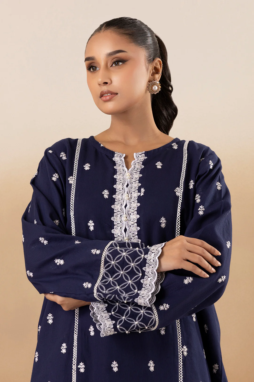 Embroidered Kurta Trouser - 2569 - Image 4