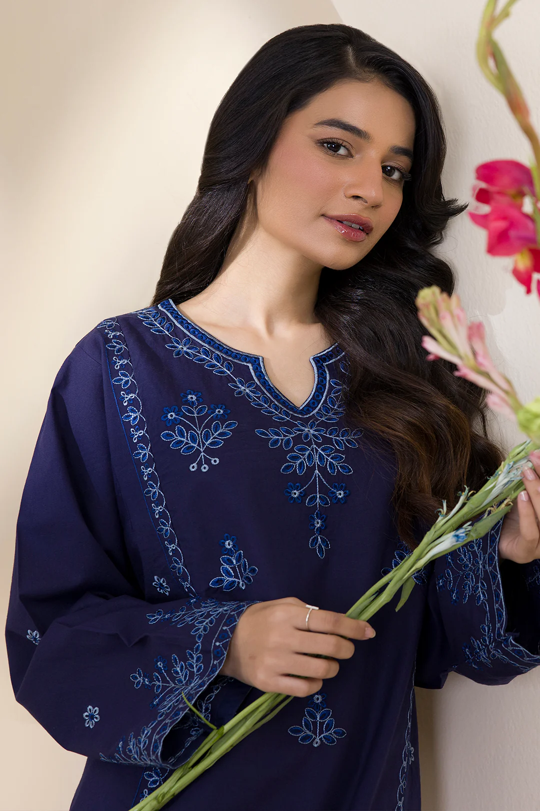 Embroidered Kurta Trouser - 2587 - Image 2