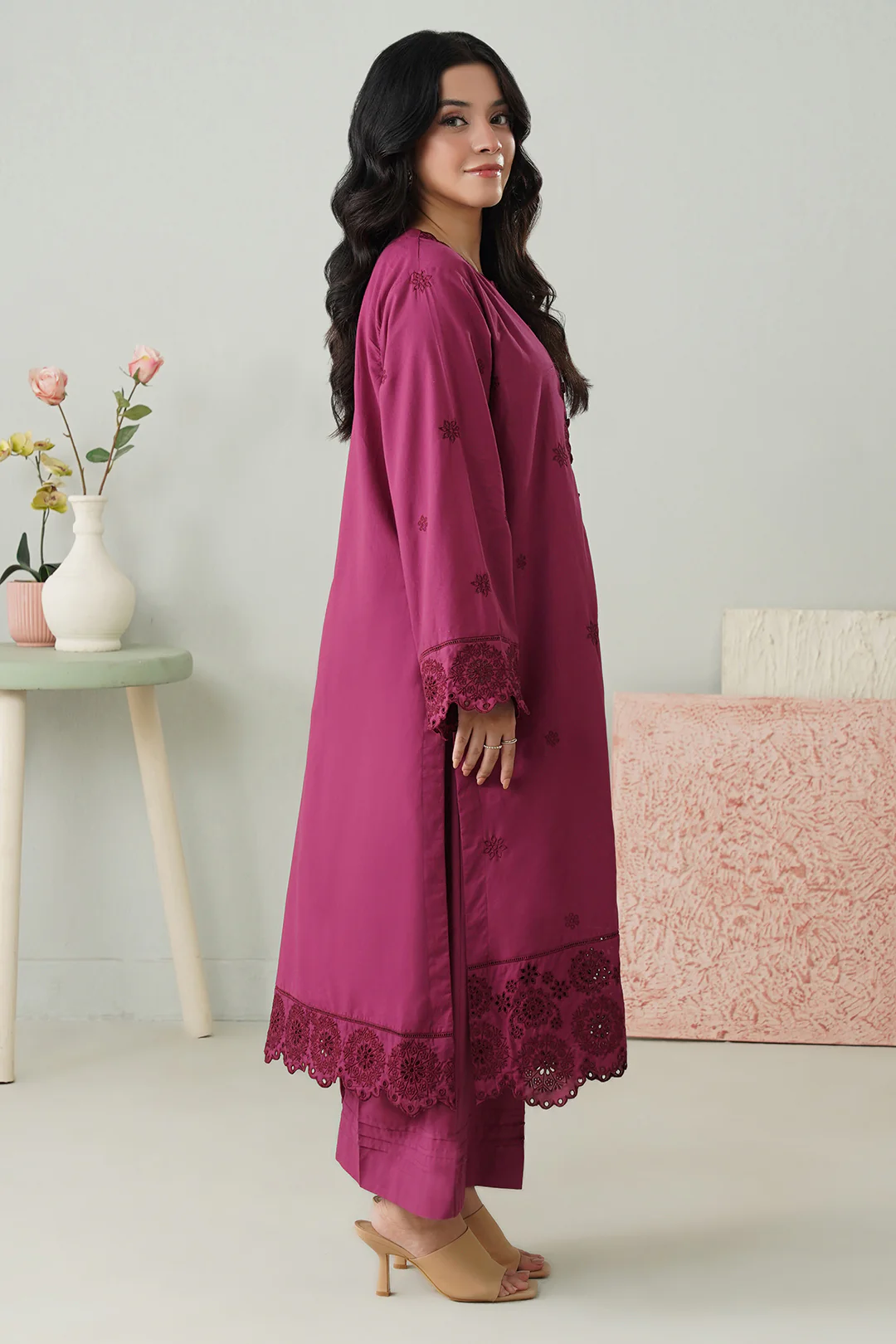 Embroidered Kurta Trouser - 2593 - Image 4