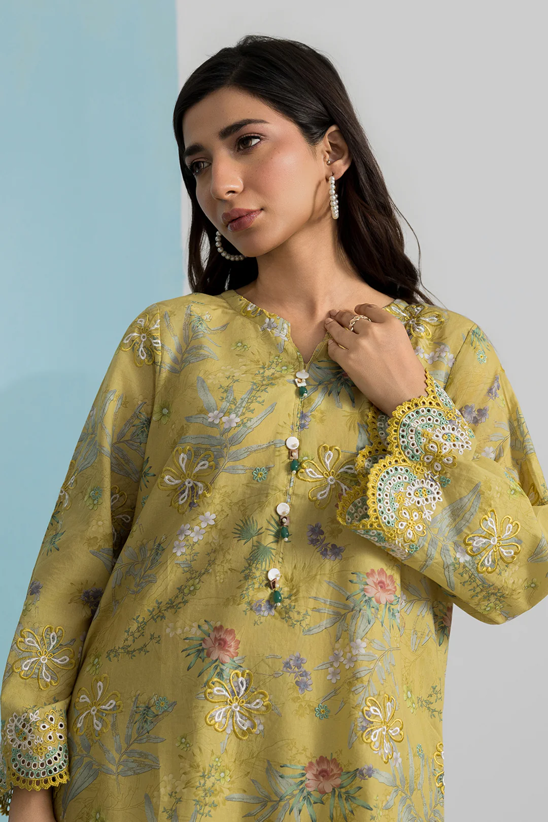 Embroidered Kurta Trouser - 2597 - Image 2