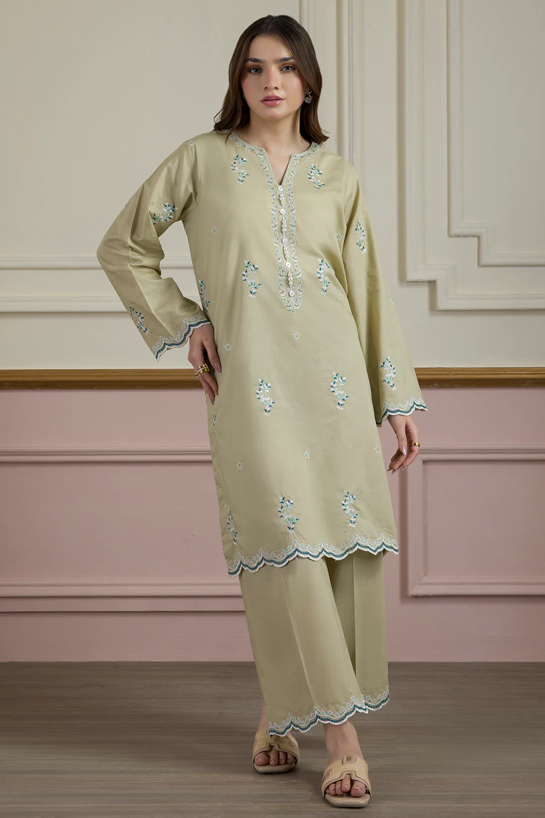 Embroidered Kurta Trouser - 2599