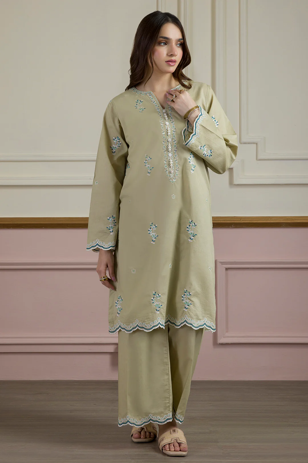 Embroidered Kurta Trouser - 2599 - Image 3