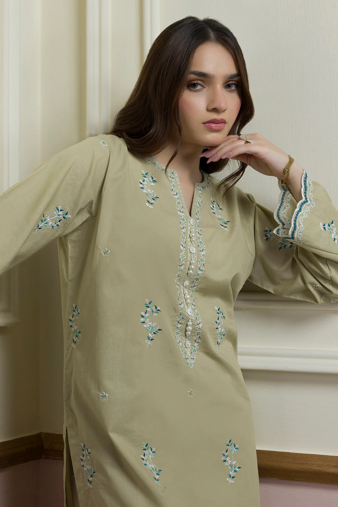 Embroidered Kurta Trouser - 2599 - Image 6