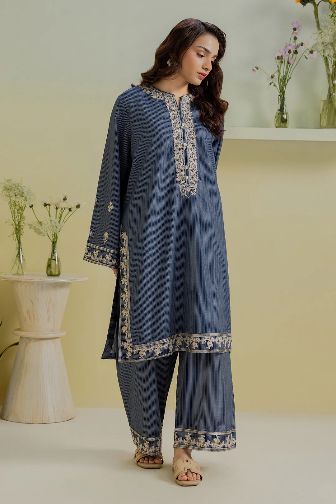 Embroidered Kurta Trouser - 2625 - Image 5