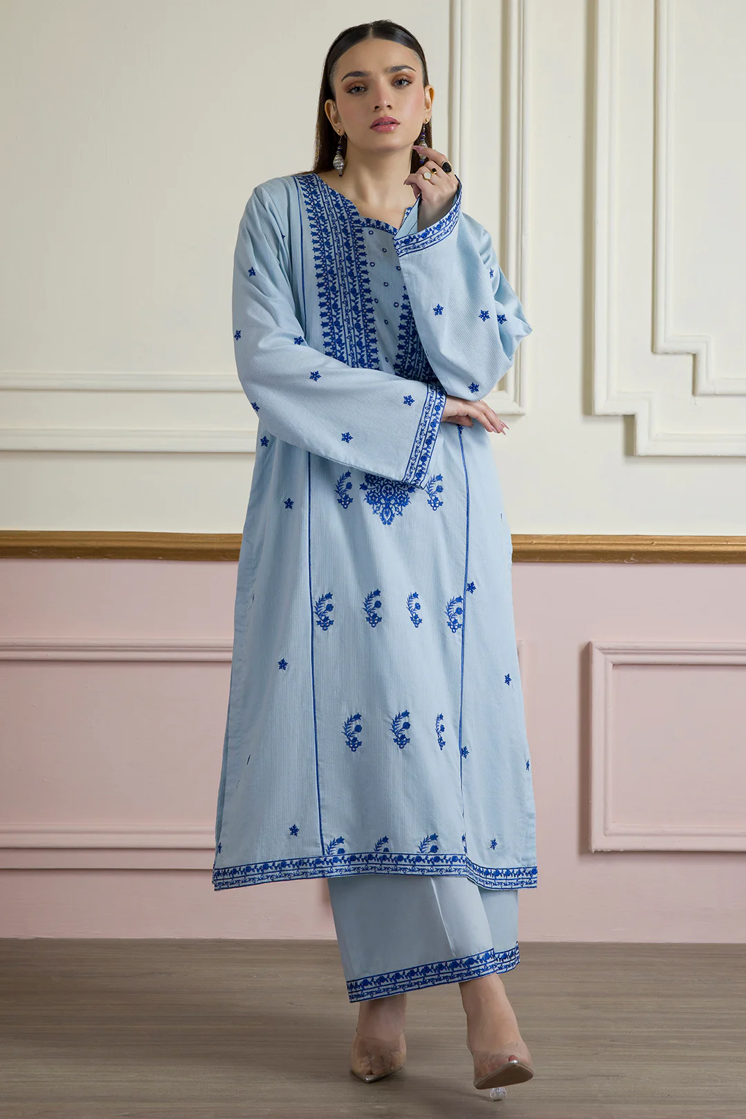 Embroidered Kurta Trouser - 2662 - Image 5