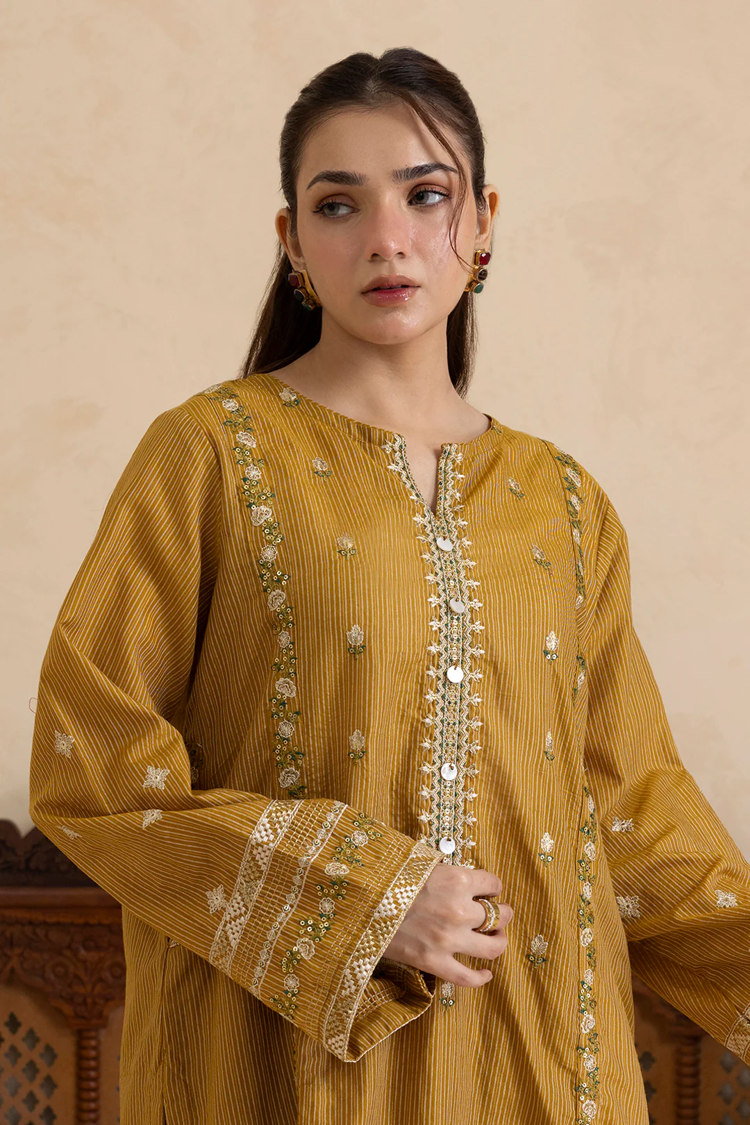 Embroidered Kurta Trouser - 2671 - Image 2