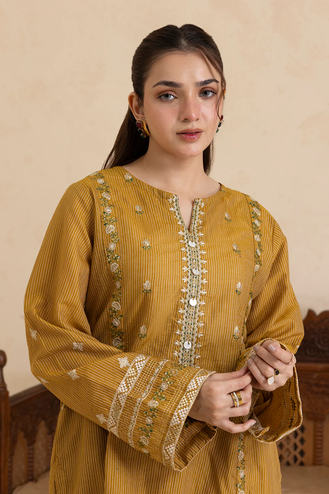 Embroidered Kurta Trouser - 2671 - Image 6