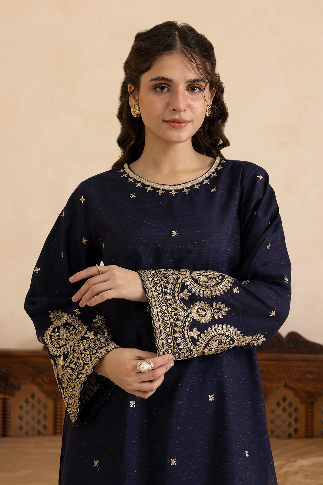 Embroidered Kurta Trouser - 2683 - Image 2