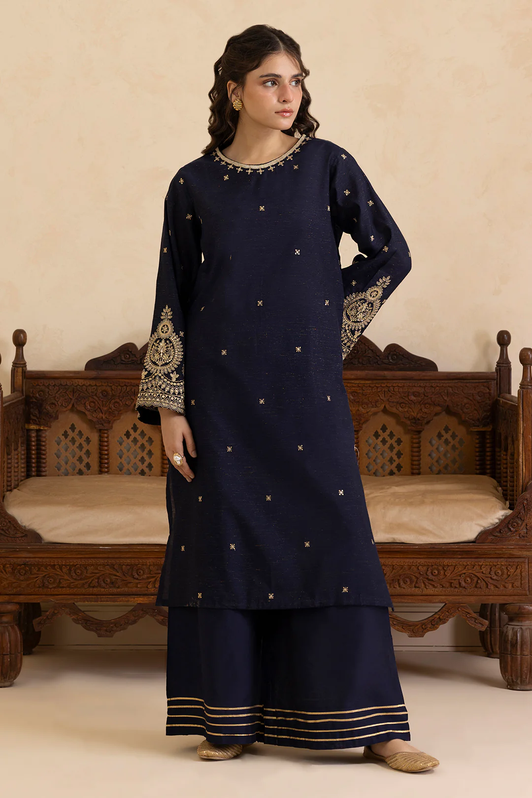 Embroidered Kurta Trouser - 2683 - Image 4