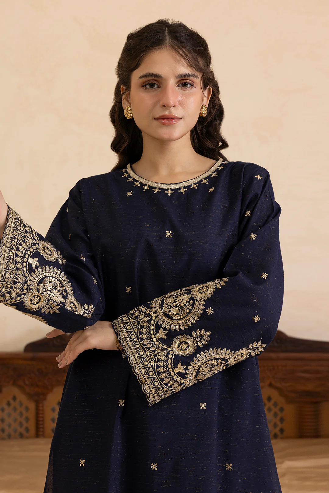 Embroidered Kurta Trouser - 2683 - Image 5