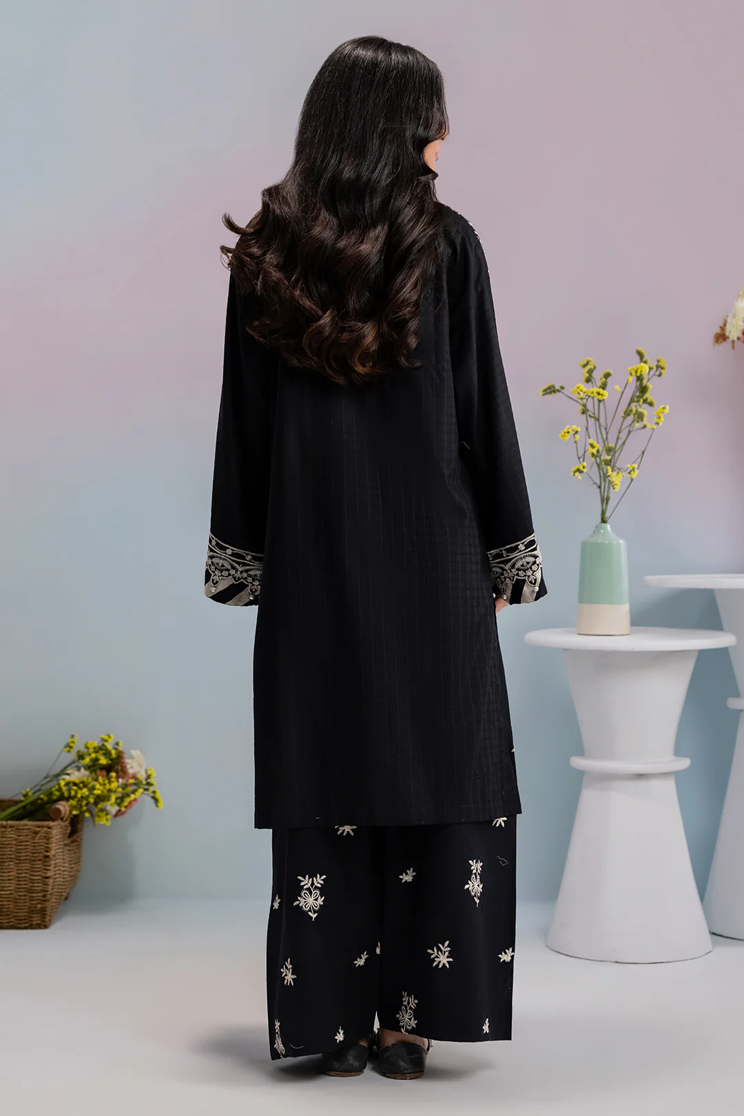 Embroidered Kurta Trouser - 2827 - Image 8