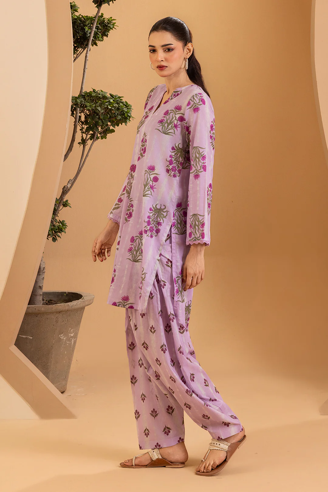 Embroidered Kurta Trouser - 2081 - Image 3