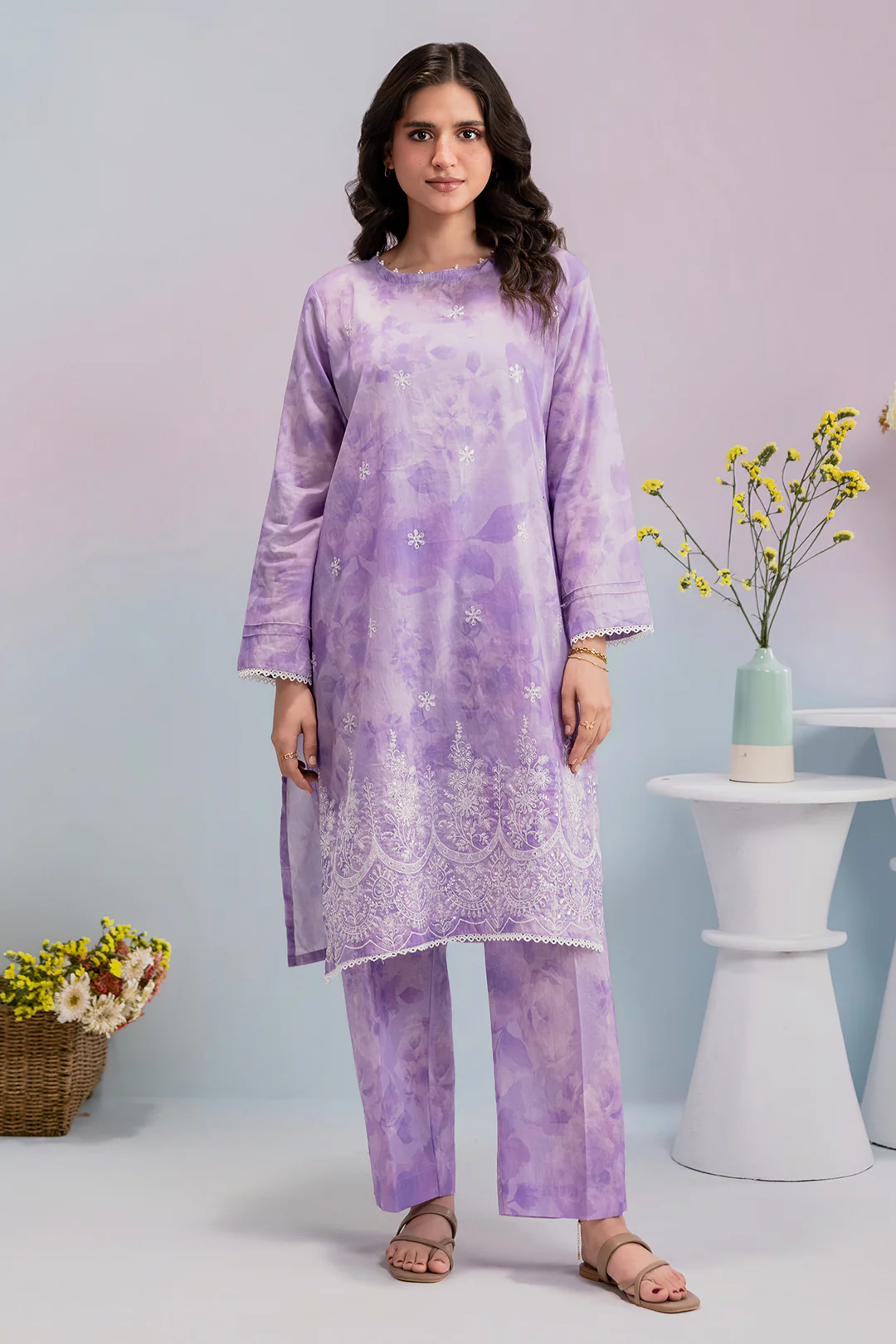 Embroidered Kurta Trouser - 2093