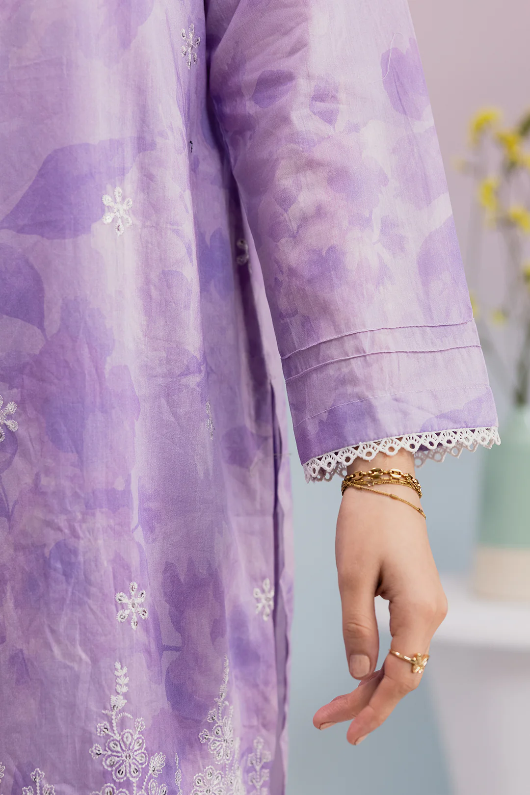 Embroidered Kurta Trouser - 2093 - Image 5