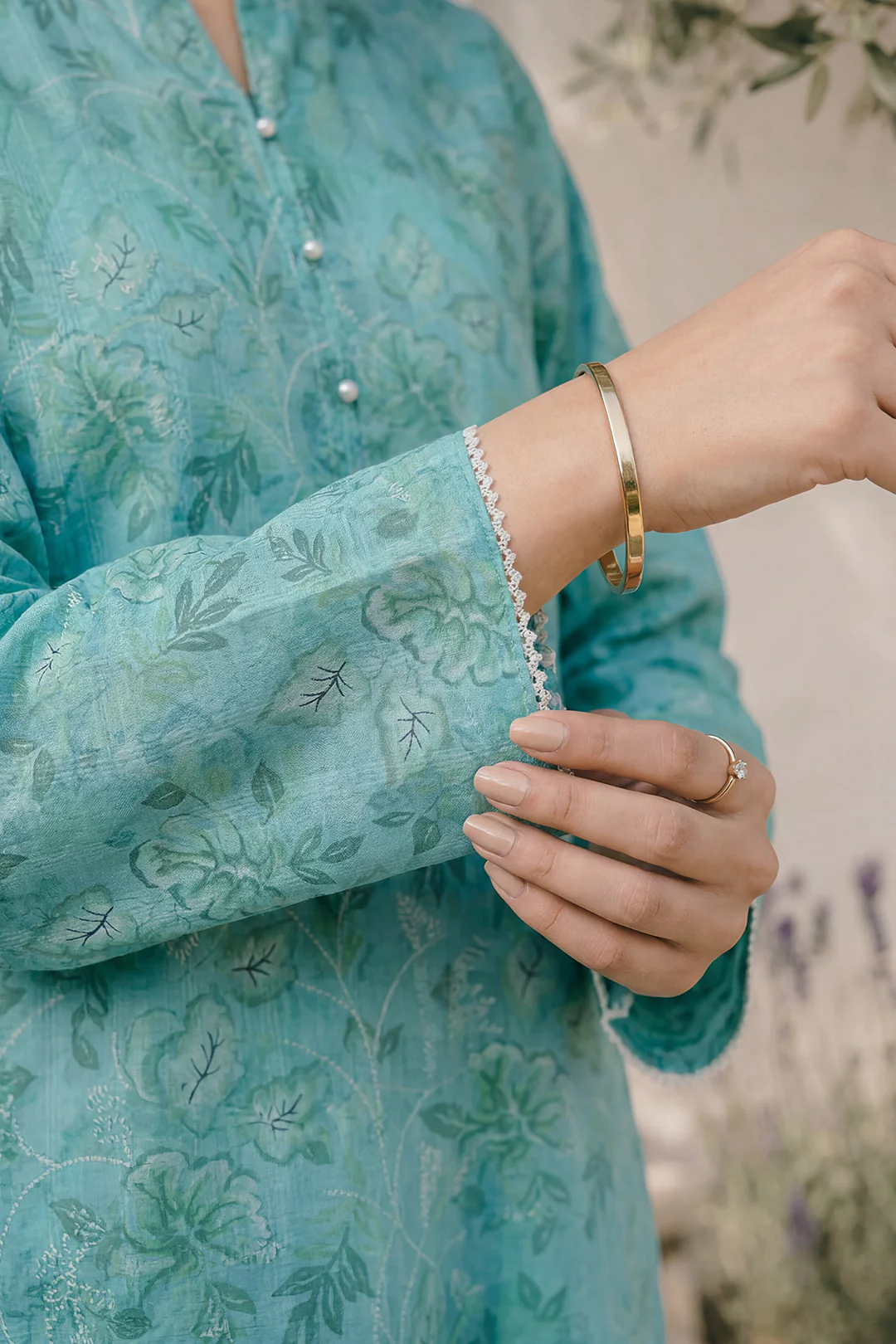 Embroidered Kurta Trouser - 2094 - Image 5