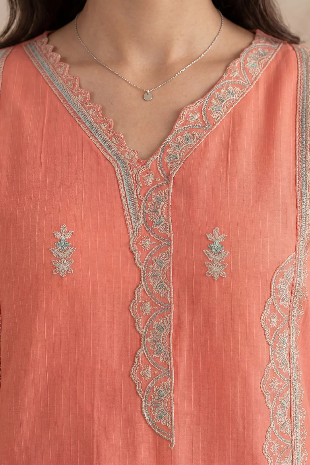 Embroidered Kurta Trouser - 3212 - Image 4