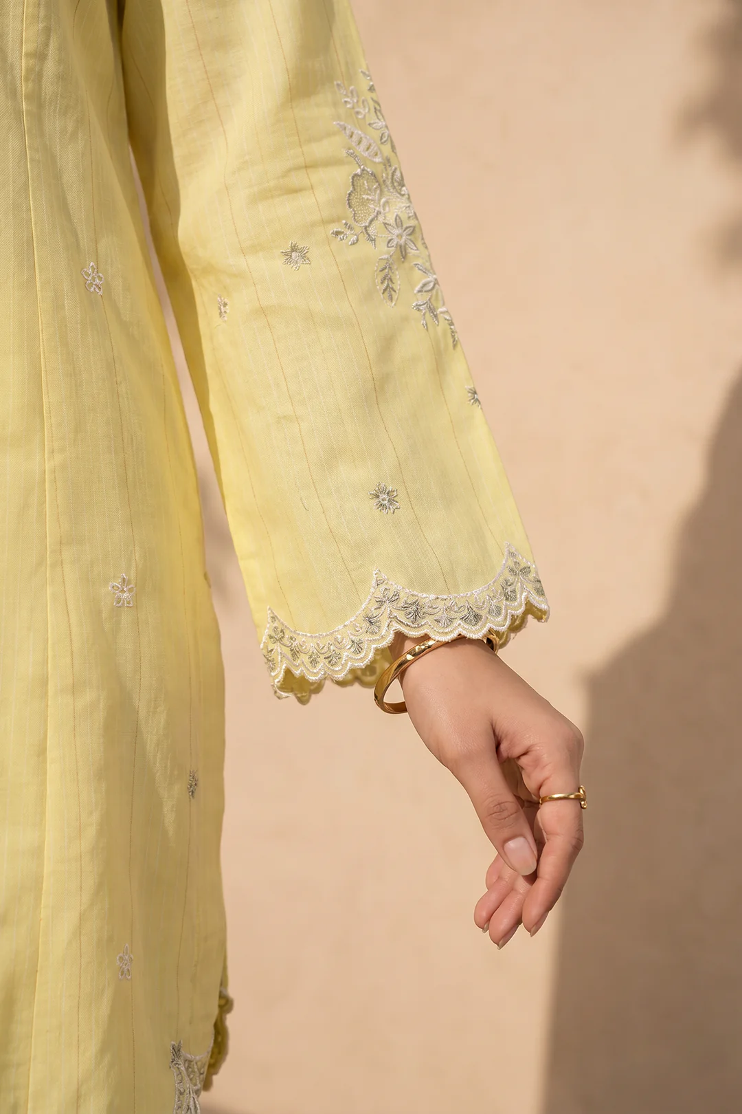 Embroidered Kurta Trouser - 3707 - Image 6