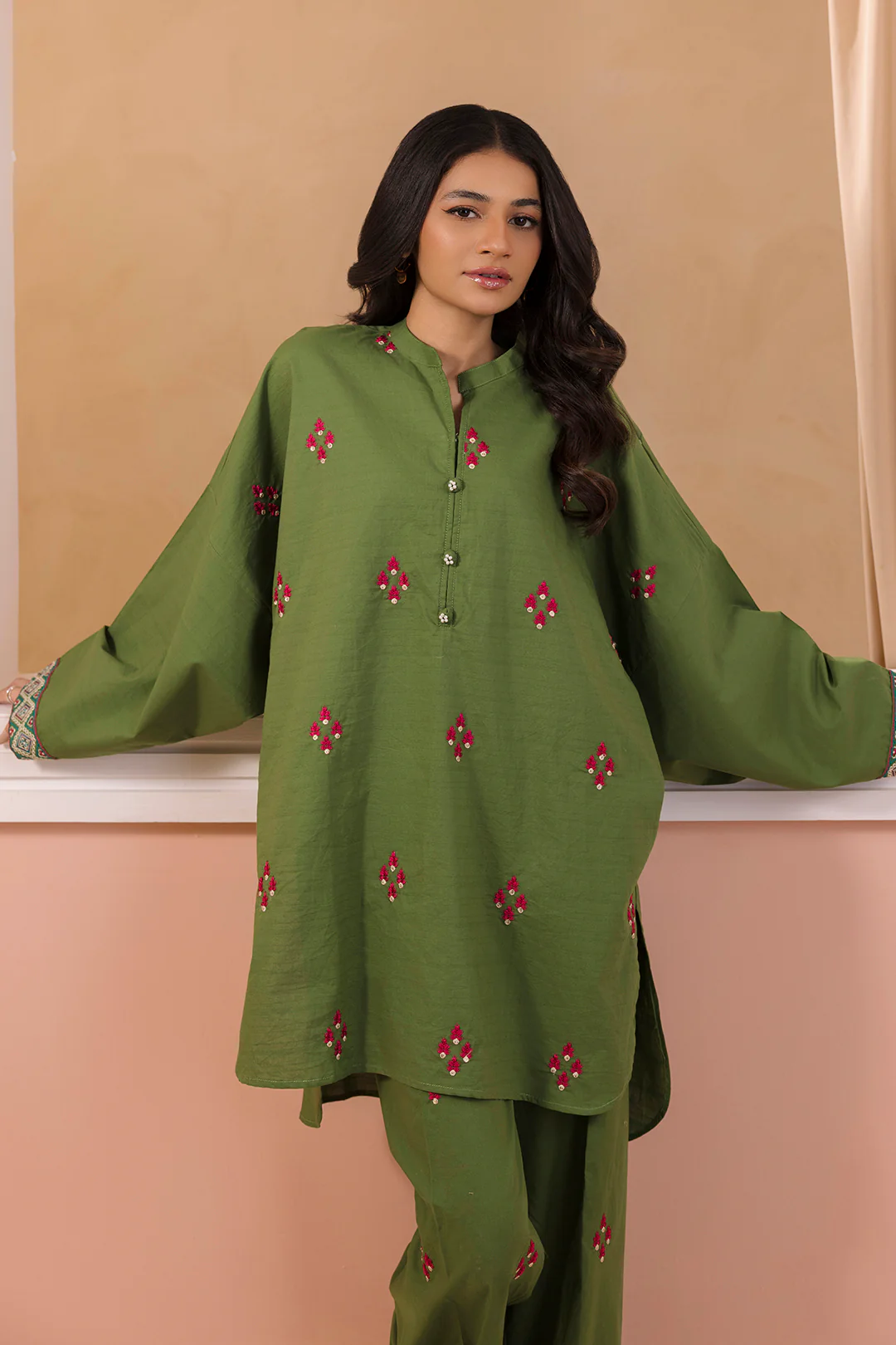 Embroidered Kurta Trouser - 2942 - Image 3